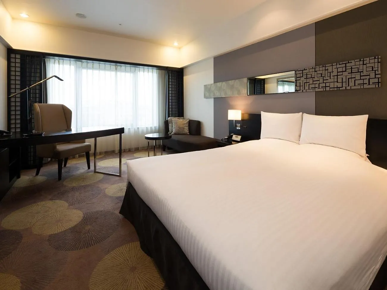 Kyoto Brighton Hotel 5*,